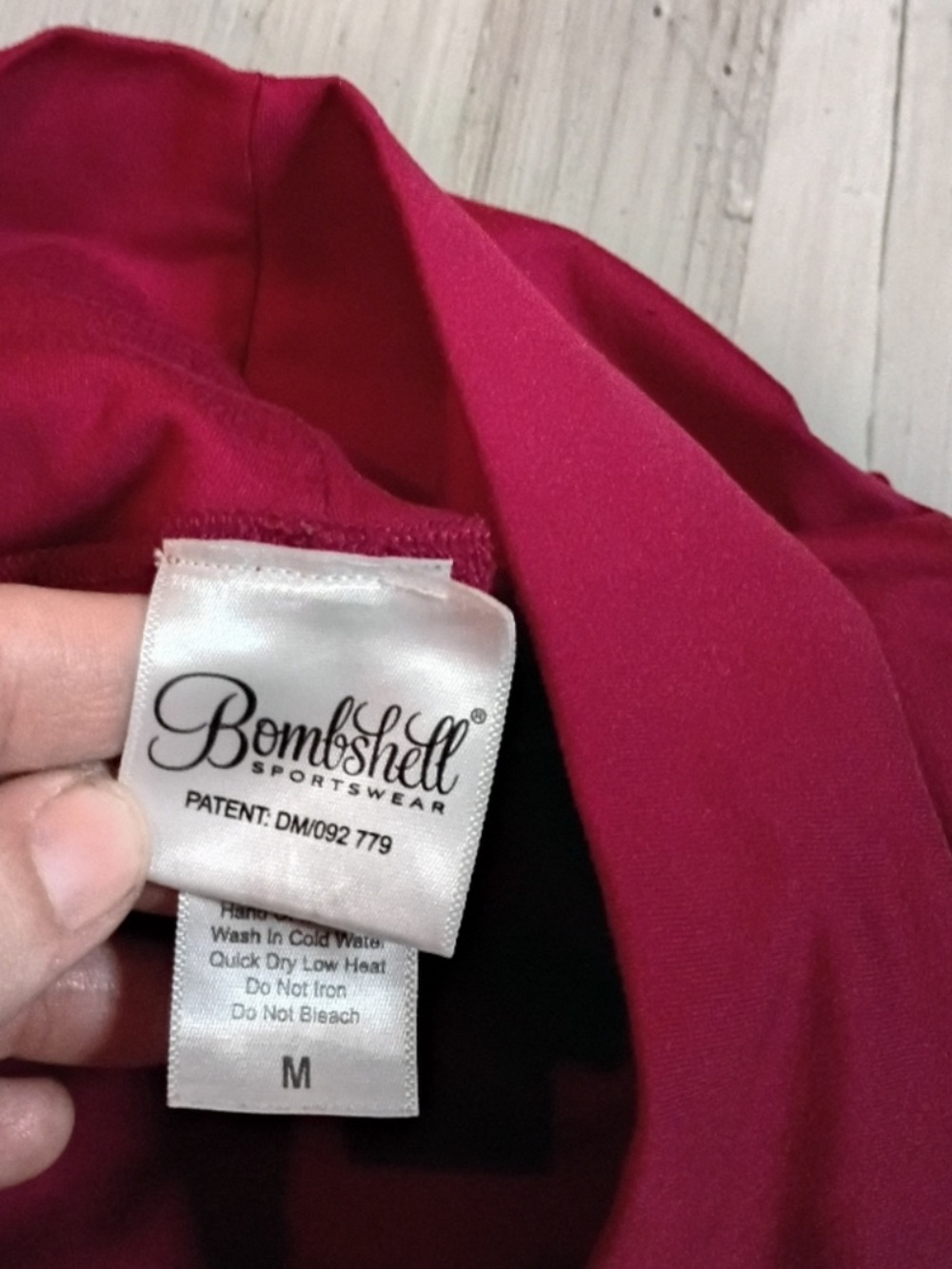 Bombshell Sportswear Leggings size Medium Red White Stripe - Picture 7 of 7
